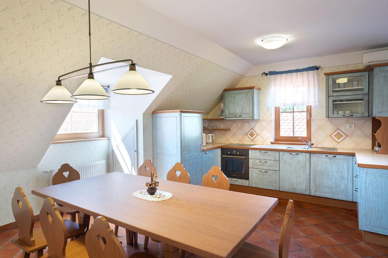 Apartments Tourist Farm Matijovc Naklo Εξωτερικό φωτογραφία